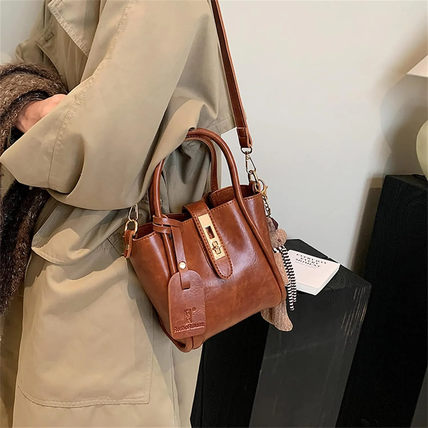 Crossbody Bags Portable Bucket Bagsvintage Women Hand Bag Women Shoulder Tote Female Top-Handle Bags with Pendant