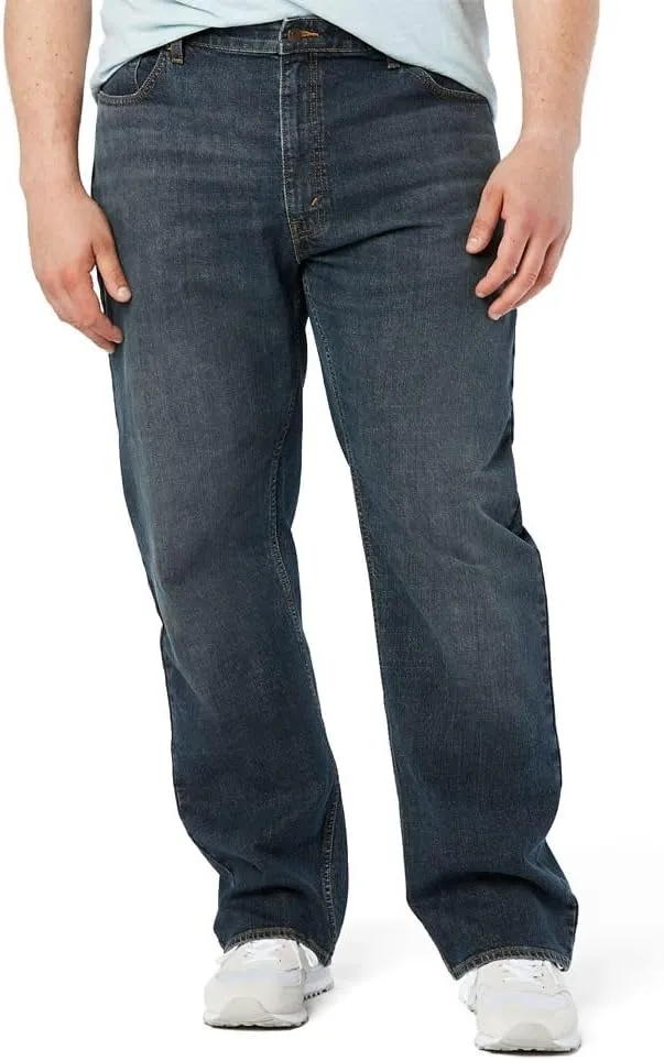 Levi Strauss Signature Gold Men's Relaxed Fit Flex Jeans (Available in Big & Tall)