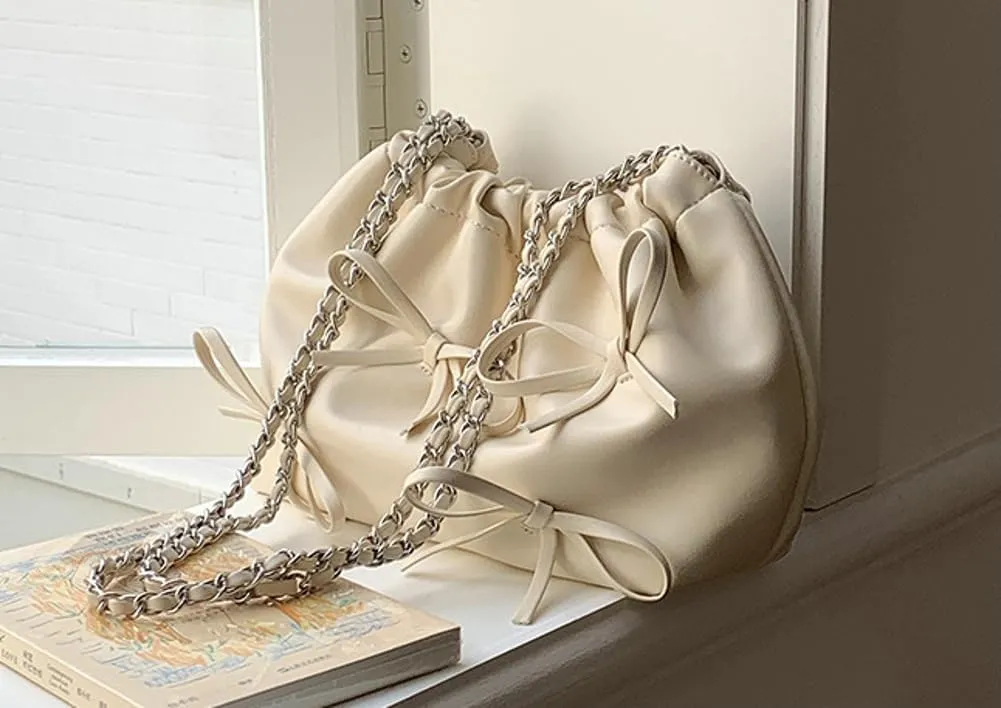 Trendy Small Purses Soft Leather Pleated Bucket Bags Shoulder Bag with Chain Cute Hobo Solid Shoulder Bags for Women
