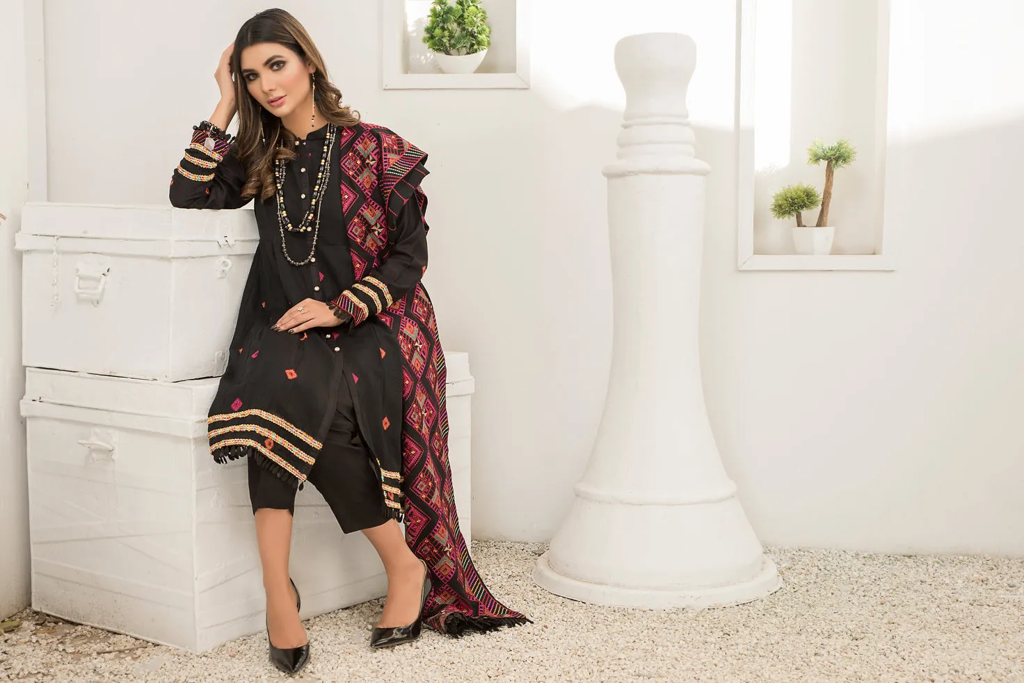 Winter Karandi 3 Pcs Embroidered Collection By Zimal 05